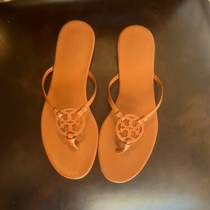 Tory Burch shoe